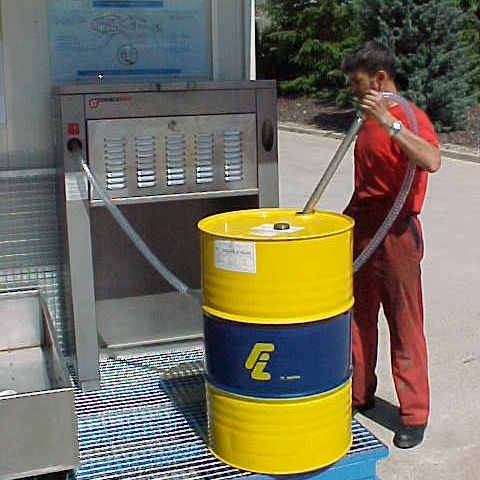 Accesorios para recuperación de lubricante degradado en puertos de mar